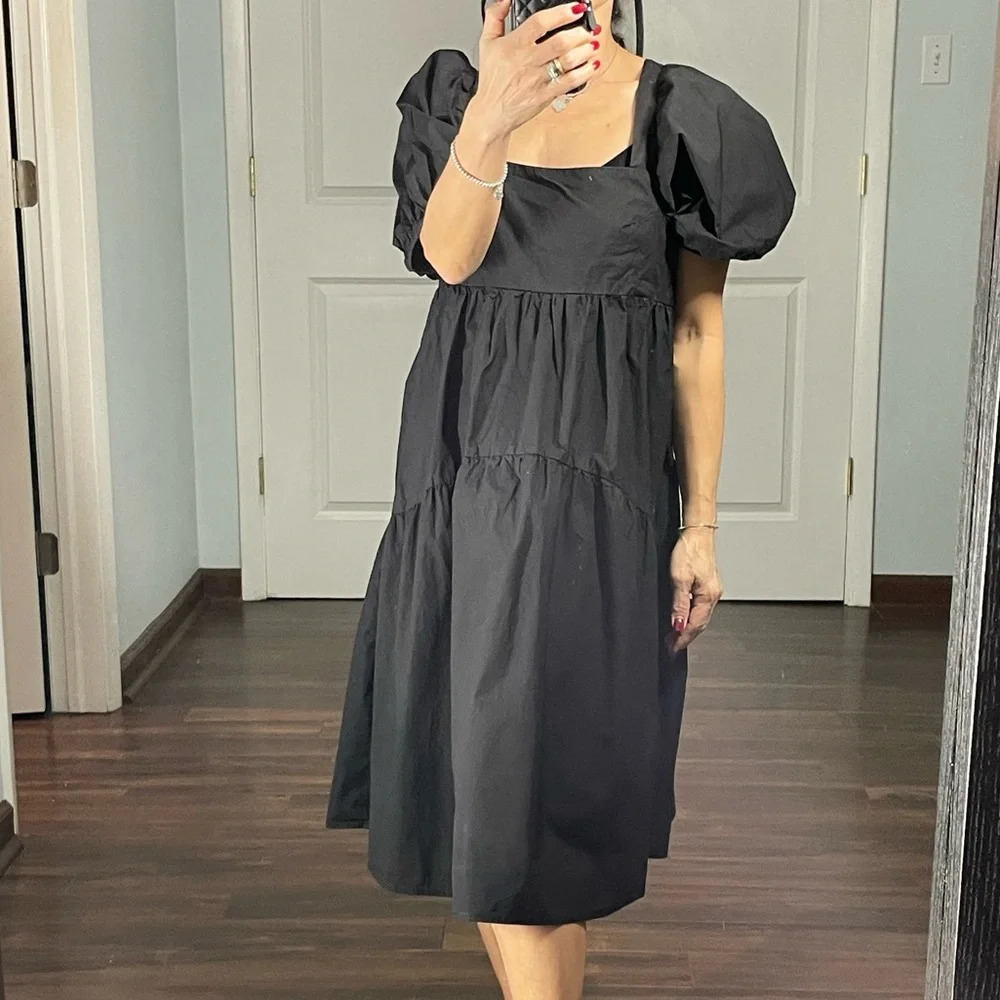 Know One Cares Black Puff Sleeves Tiered Dress size S - Picture 4 of 11
